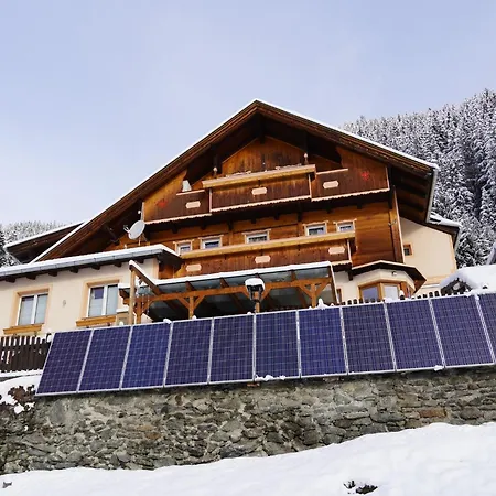 In With Mountain Views, Cleaning Included Ferienhaus