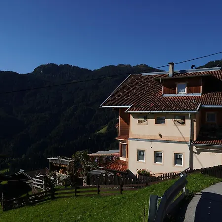Ferienhaus In With Mountain Views, Cleaning Included